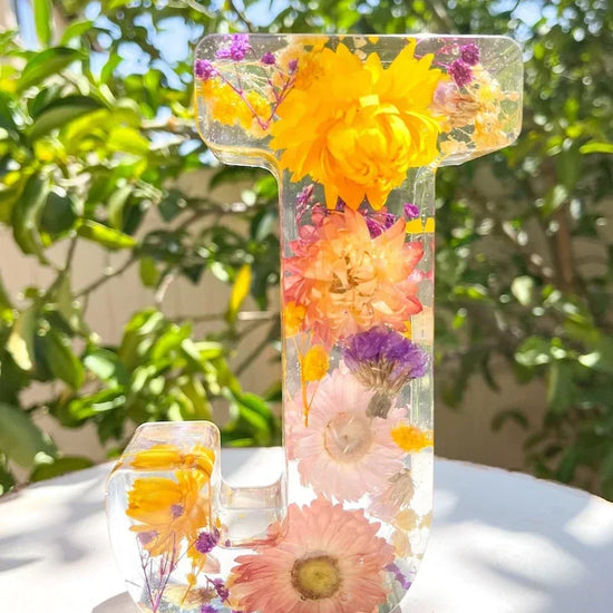 Florenza - Personalized Resin Floral Letter Light for Mum