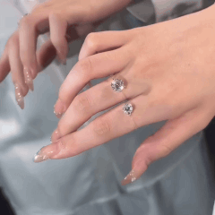 Fall in love with a ring that floats