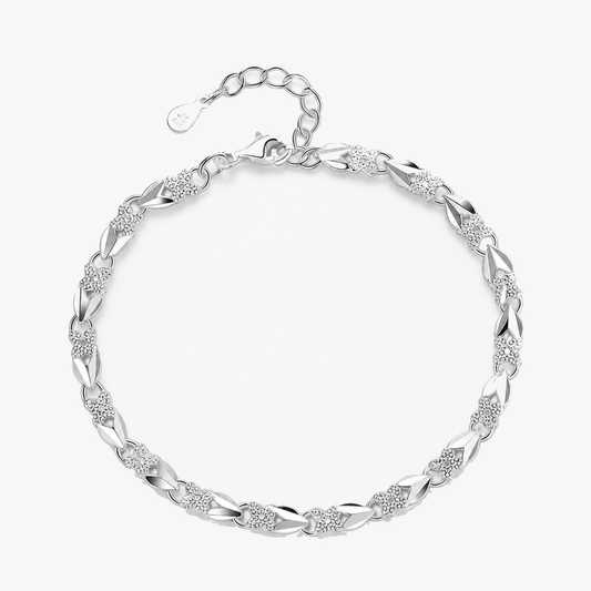 Clovara - Textured Silver Clover Chain Bracelet