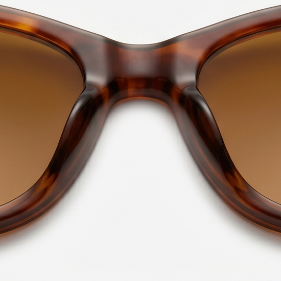 Brighta – Cat-Eye Sunglasses That Fit Over Glasses