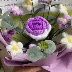 Flowers that stay beautiful forever