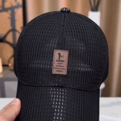 Hot days. Cool head. Easy fit.