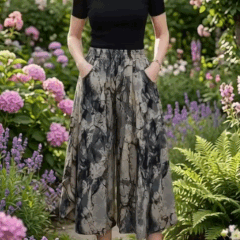 Move through summer with quiet grace.