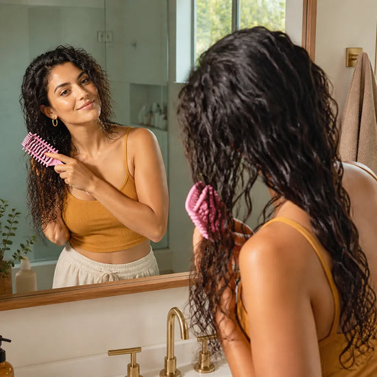 Curliza – Ventilated Curly Hair Brush with Boar Bristles for Defined Ringlets