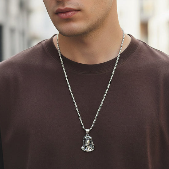 Faithly - Elegant Jesus Pendant Necklace, Gold or Silver