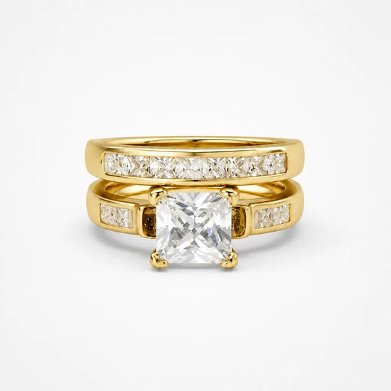 Aurelys – Matching 2-Piece Cubic Zirconia Ring Set, Princess-Cut Stackable Bridal Style, Gold or Silver Tone